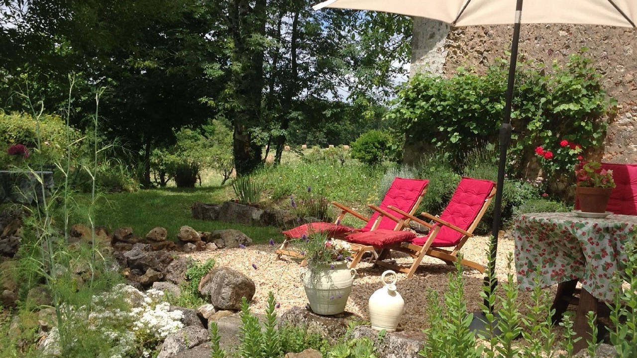 Photo of Outdoor in Nontron