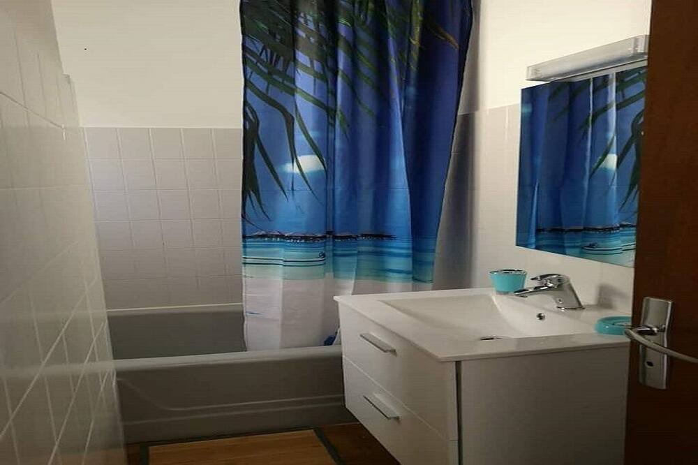 Photo of Bathroom in Le Rozier