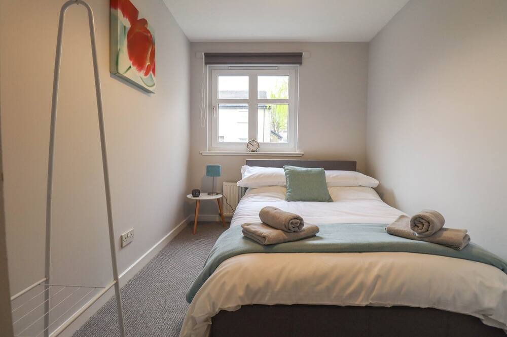 Photo of Others in Paisley