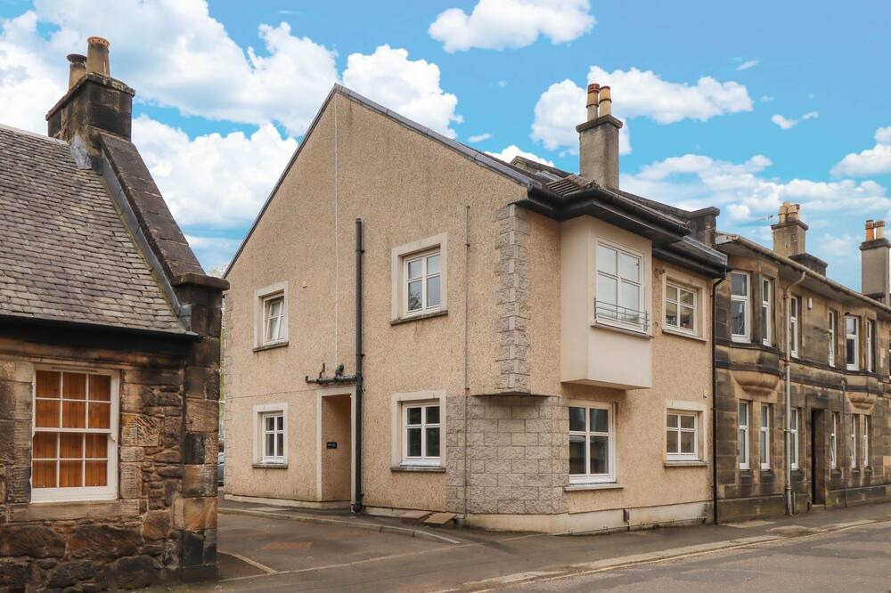 Photo of Others in Paisley