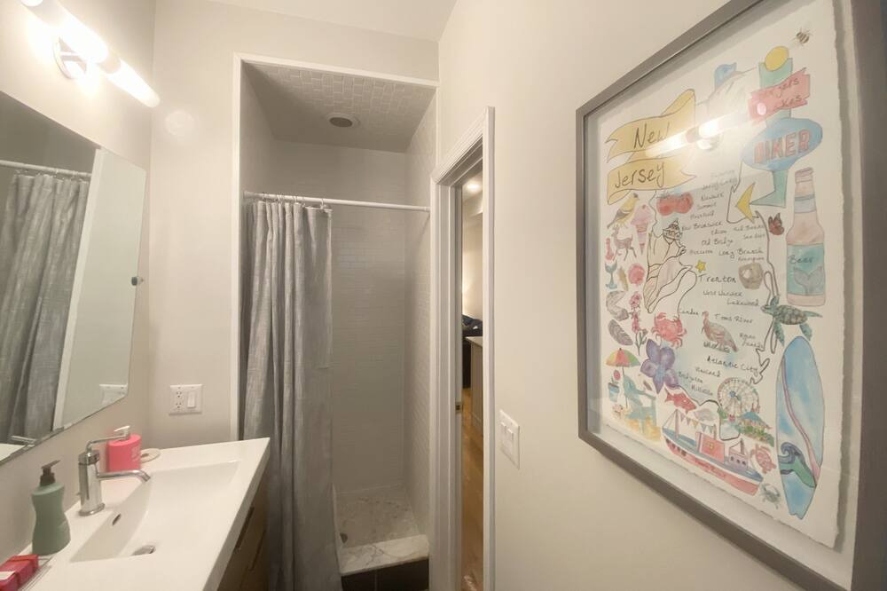 Photo of Bathroom in Hoboken