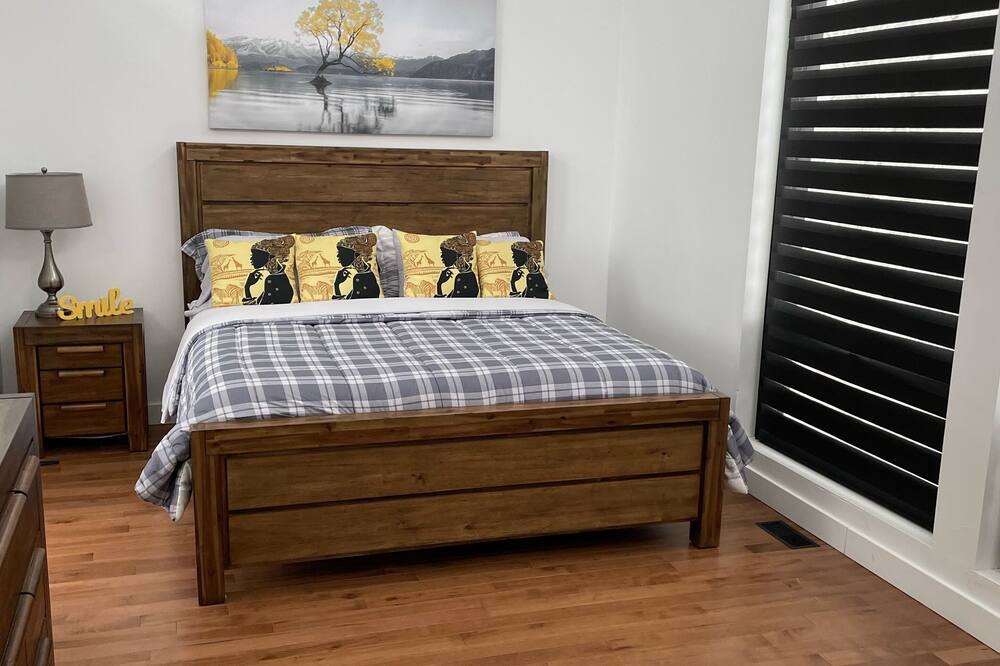 Photo of Bedroom in Val-des-Monts