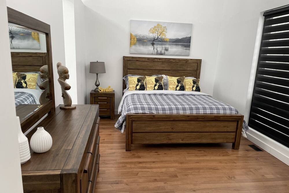Photo of Bedroom in Val-des-Monts