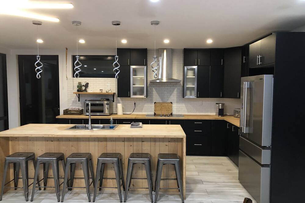 Photo of Kitchen in Val-des-Monts