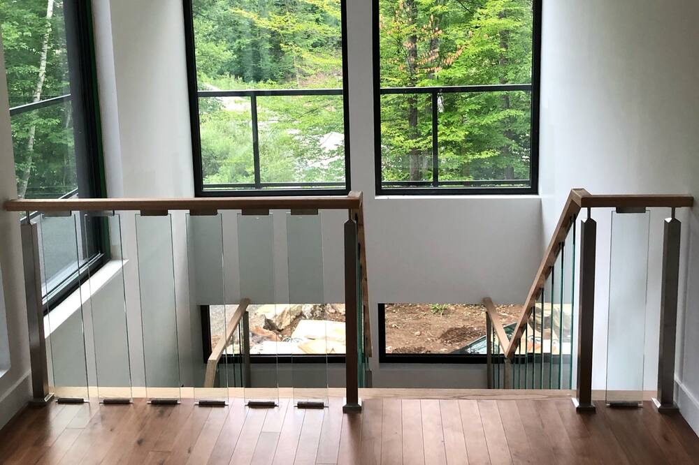 Photo of Livingroom in Val-des-Monts