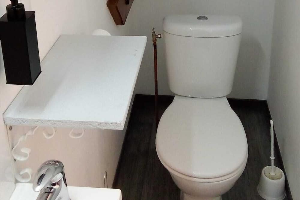 Photo of Bathroom in Orbigny