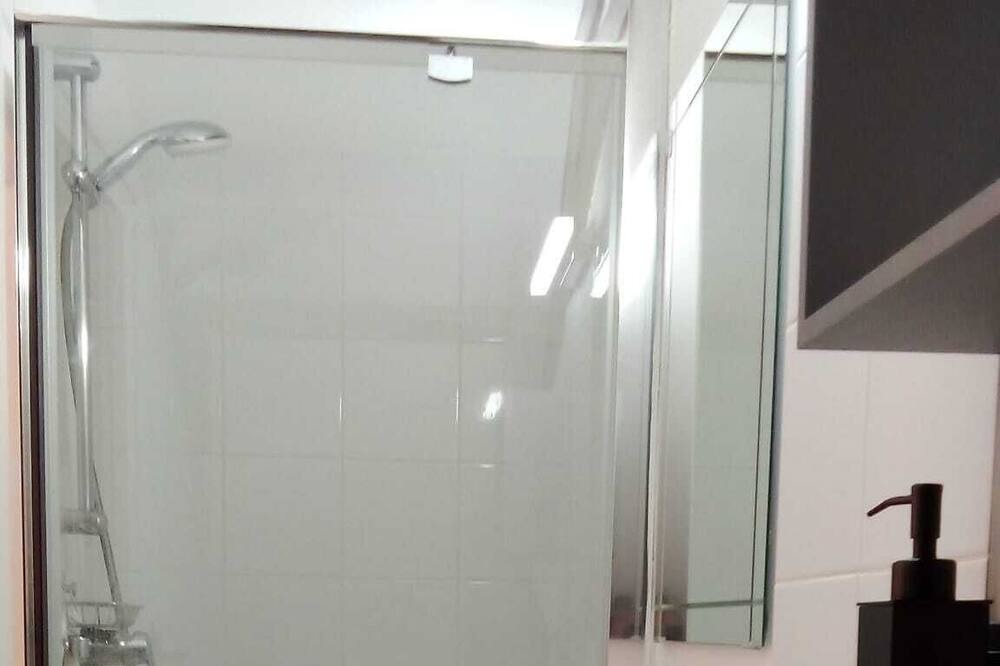 Photo of Bathroom in Orbigny