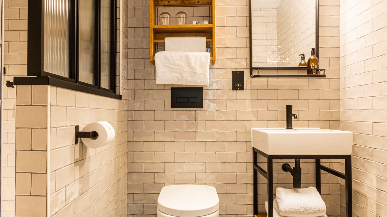 Photo of Others in Market Street