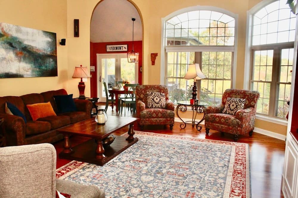 Photo of Livingroom in Chester Depot