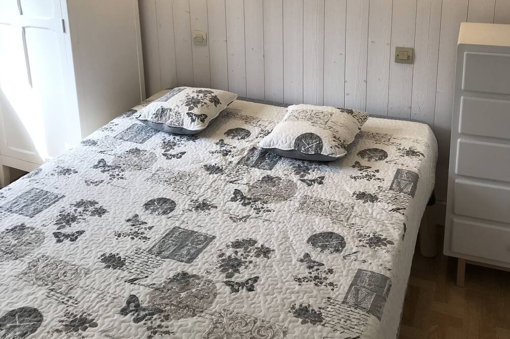 Photo of Bedroom in Serques