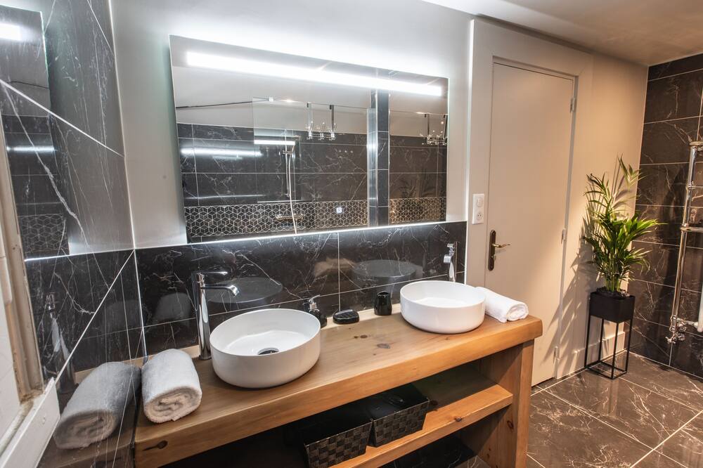 Photo of Bathroom in Vielle-Aure