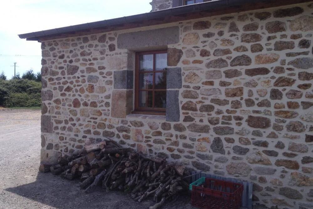 Photo of Outdoor in Saint-Coulomb