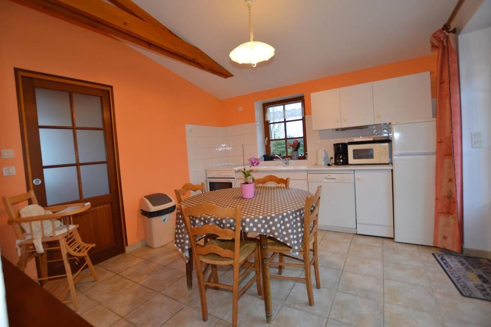 Photo of Kitchen in Saint-Coulomb