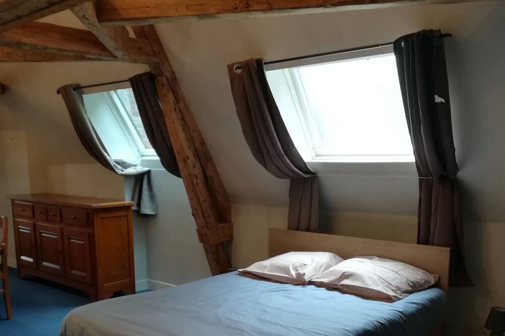 Photo of Bedroom in Bolbec