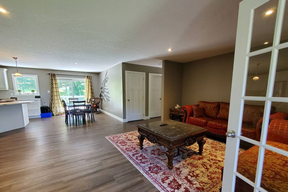 Photo of Livingroom in North Port