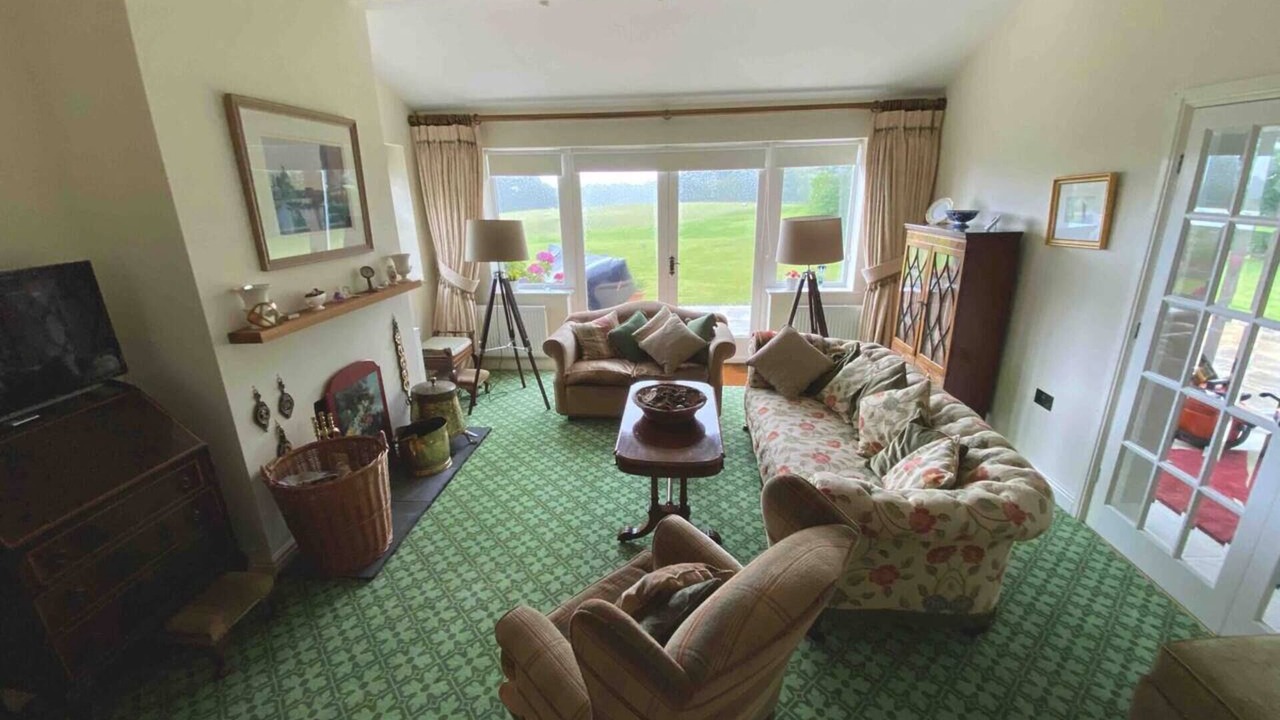 Photo of Livingroom in Macclesfield