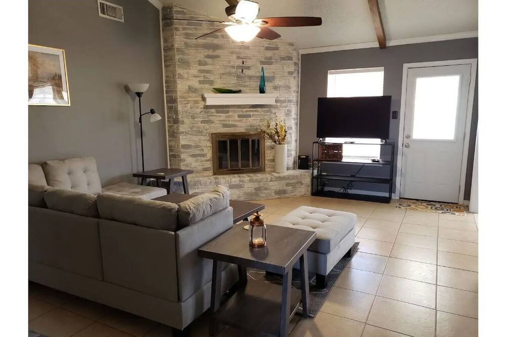 Photo of Livingroom in Odessa