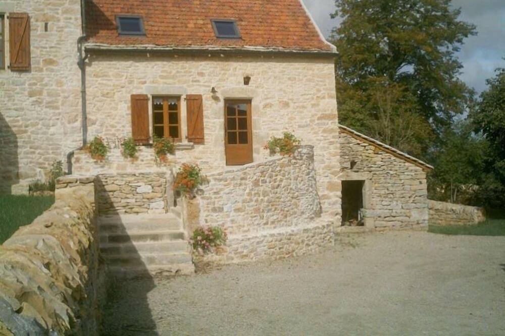 Photo of Outdoor in Martiel