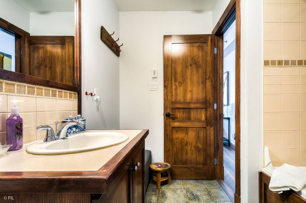Photo of Bathroom in Tremblant-Les-Eaux