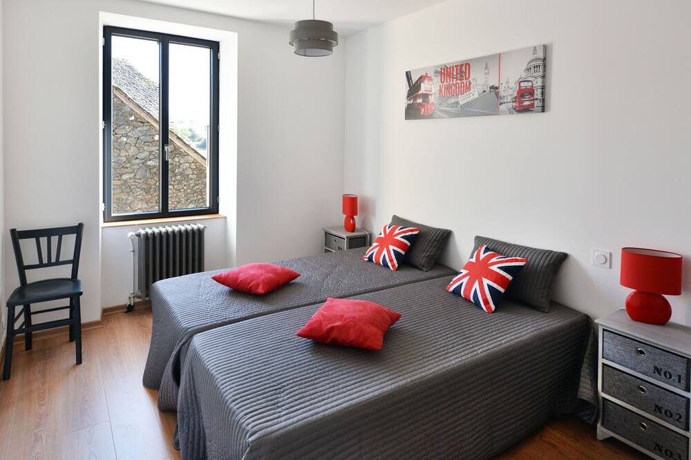 Photo of Bedroom in Previnquieres
