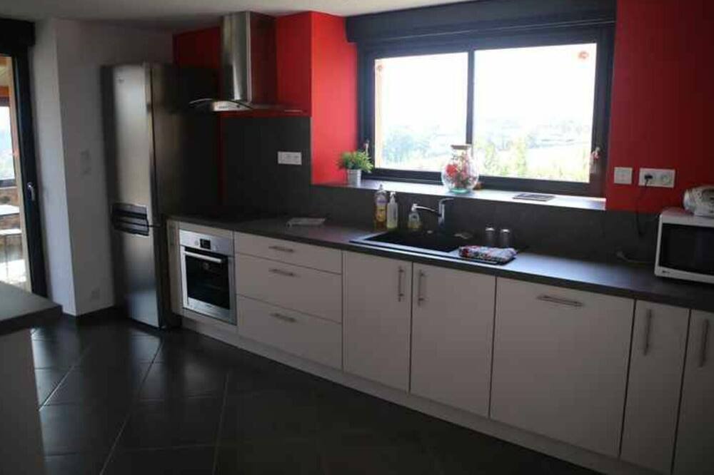 Photo of Kitchen in Previnquieres