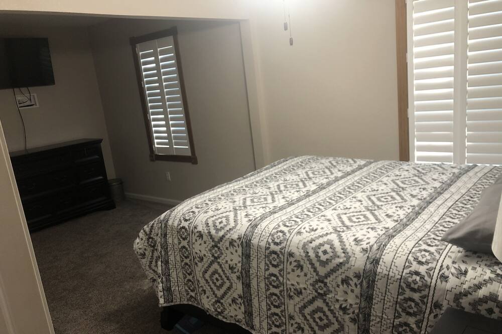 Photo of Others in Sullivan