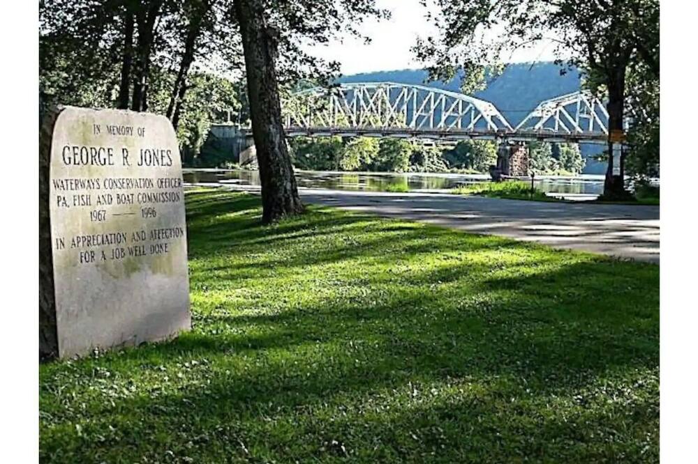 Photo of Others in Tidioute