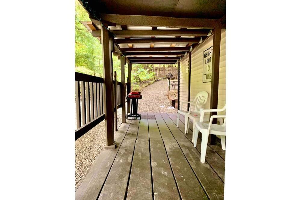 Photo of Patio Balcony in Tidioute