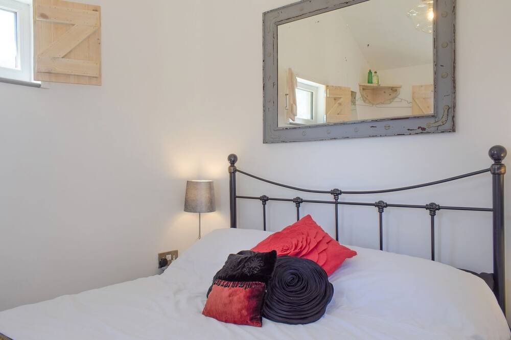 Photo of Bedroom in Caersws