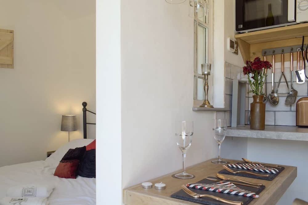 Photo of Bedroom in Caersws