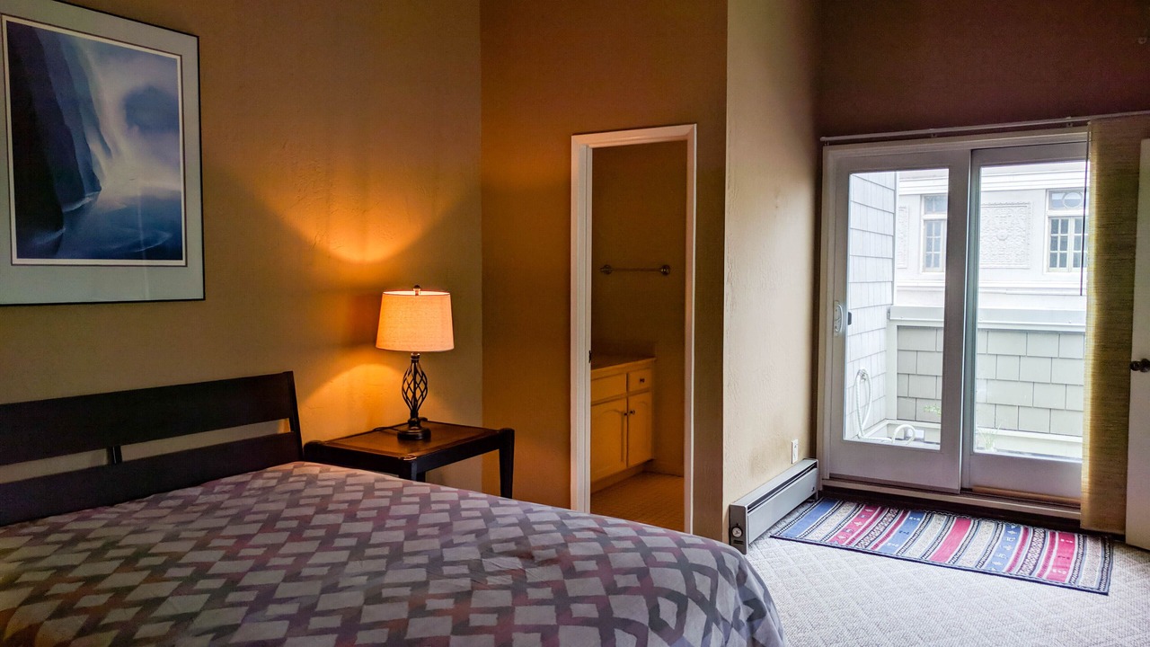 Photo of Others in Lower Pacific Heights