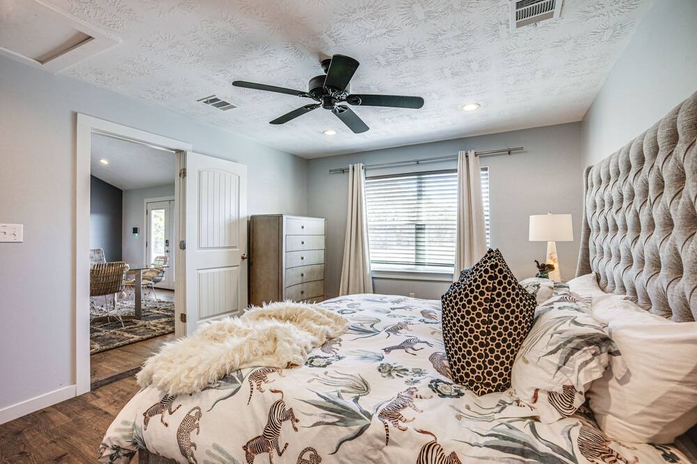 Photo of Bedroom in College Station