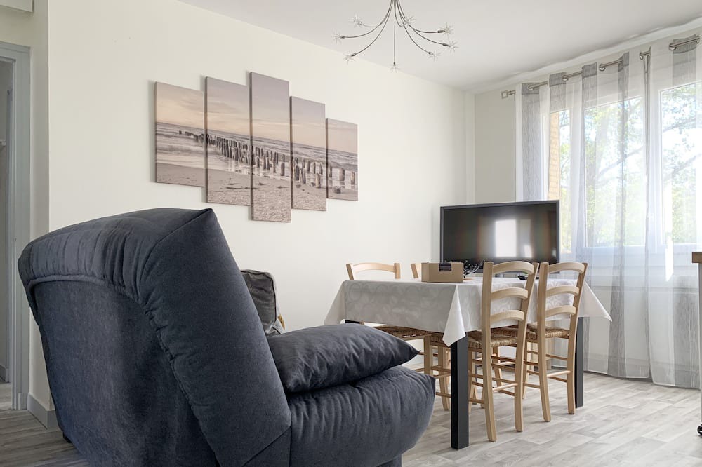 Photo of Livingroom in Saint-Martin-d'Heres