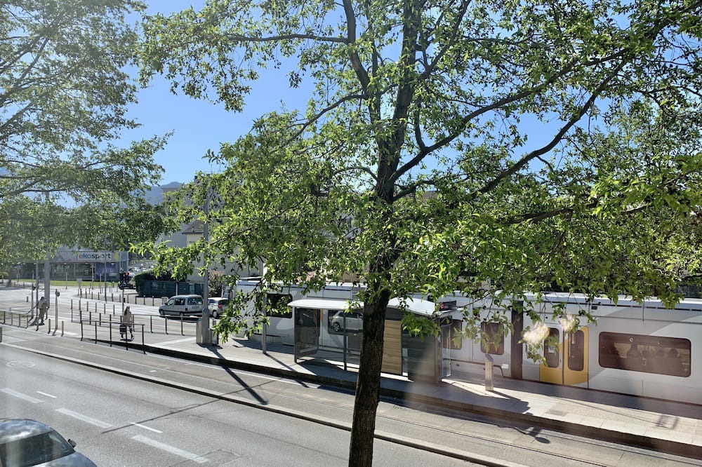 Photo of Patio Balcony in Saint-Martin-d'Heres