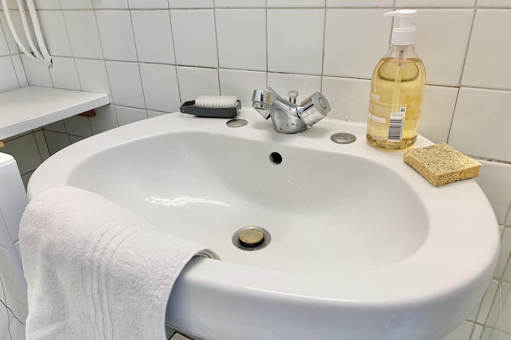 Photo of Bathroom in Saint-Martin-d'Heres