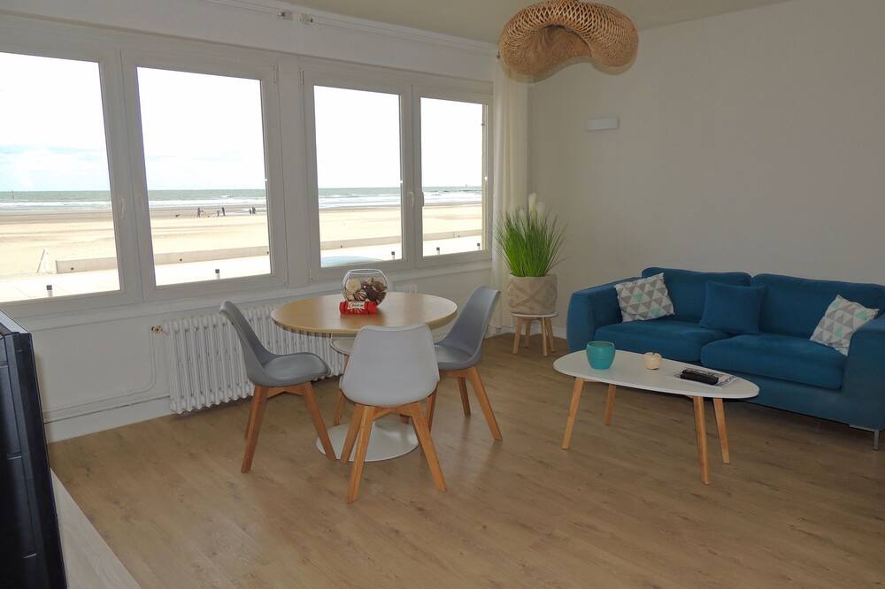 Photo of Livingroom in Glacis-Victoire