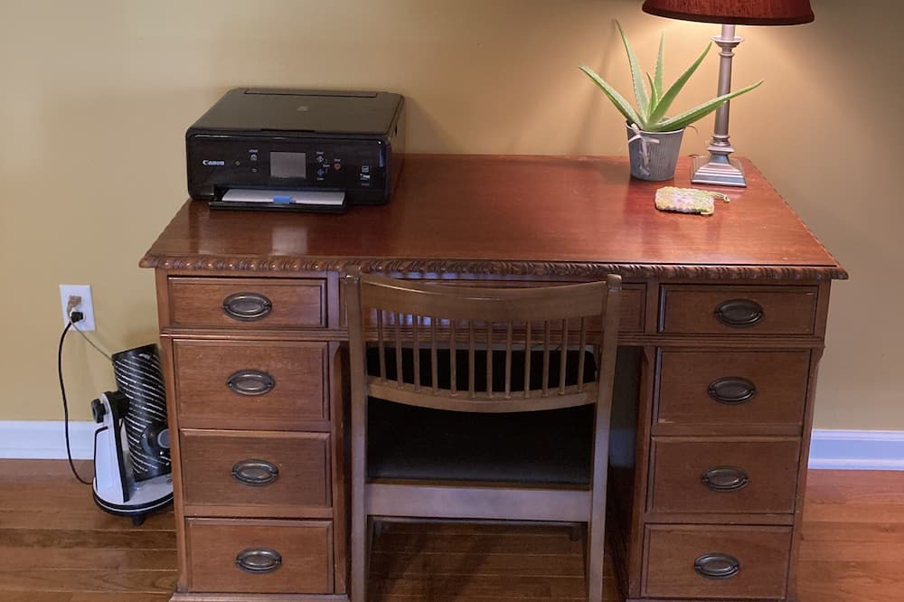 Photo of Bedroom in Jacobs Creek