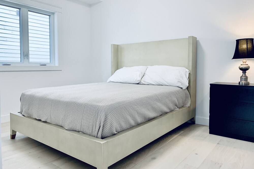 Photo of Bedroom in North Bay