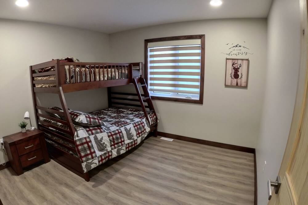 Photo of Bedroom in Onanole