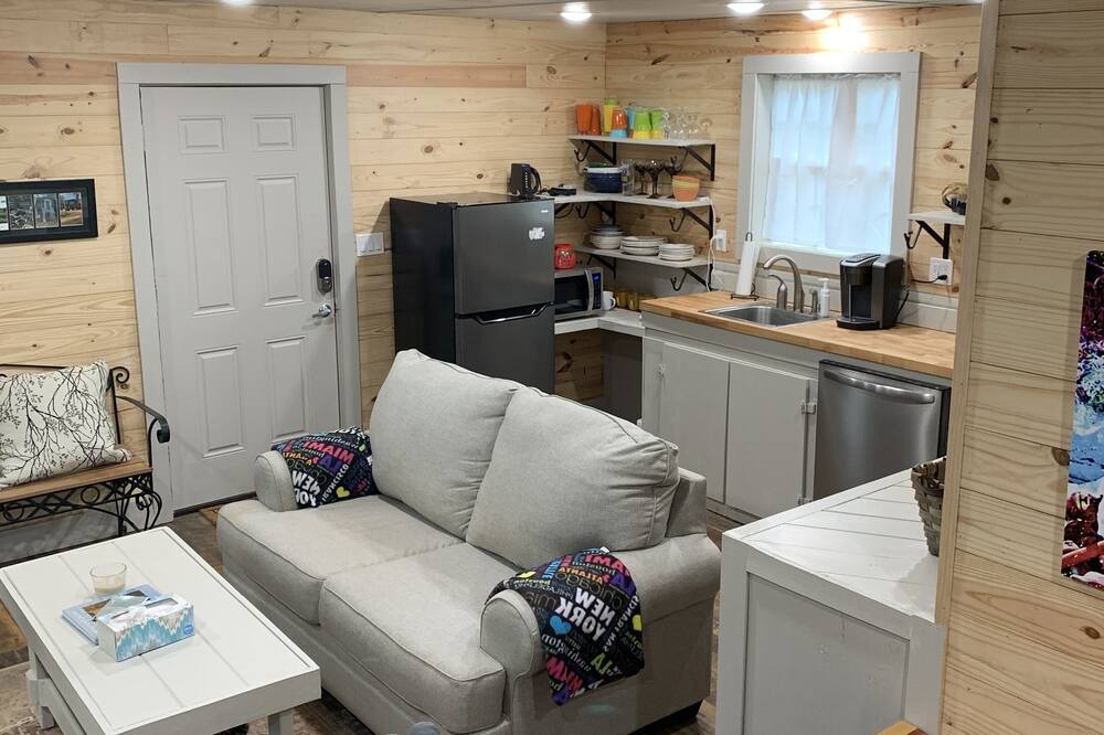 Photo of Livingroom in Mountainburg
