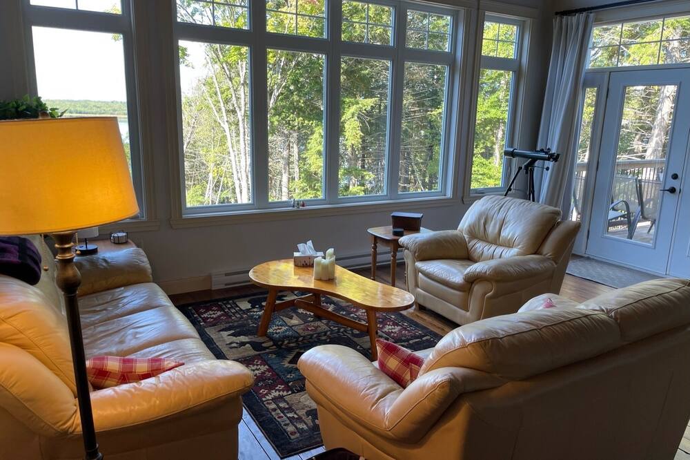 Photo of Livingroom in Sheffield