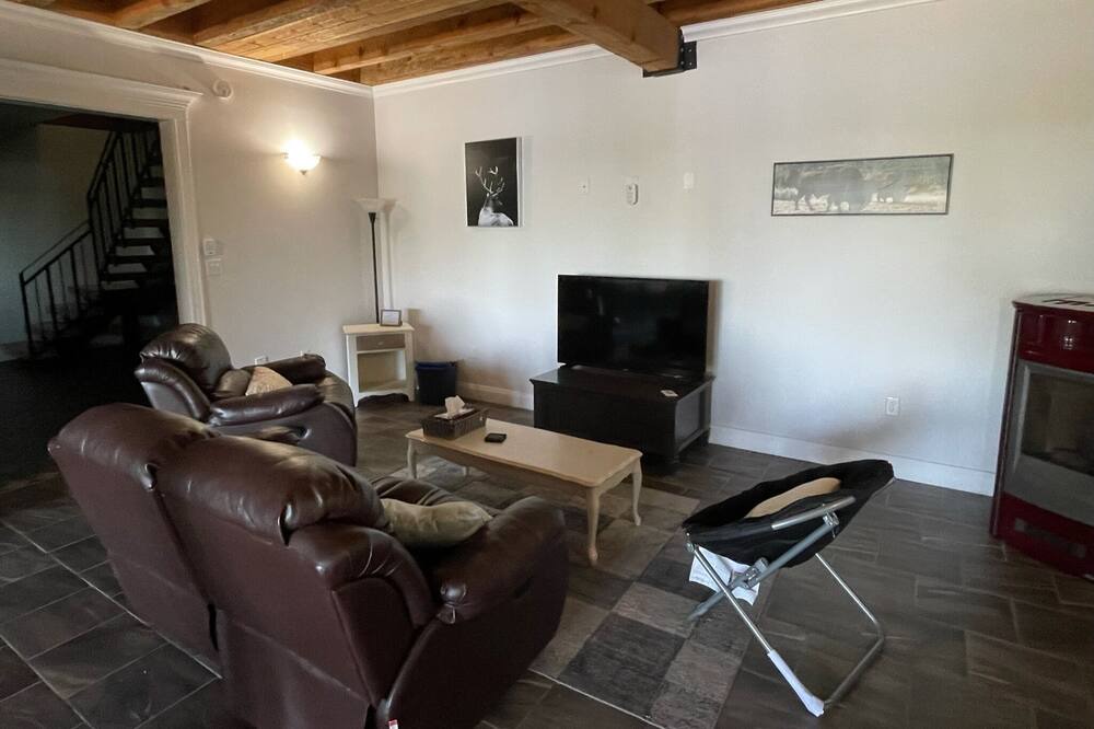 Photo of Livingroom in Sheffield