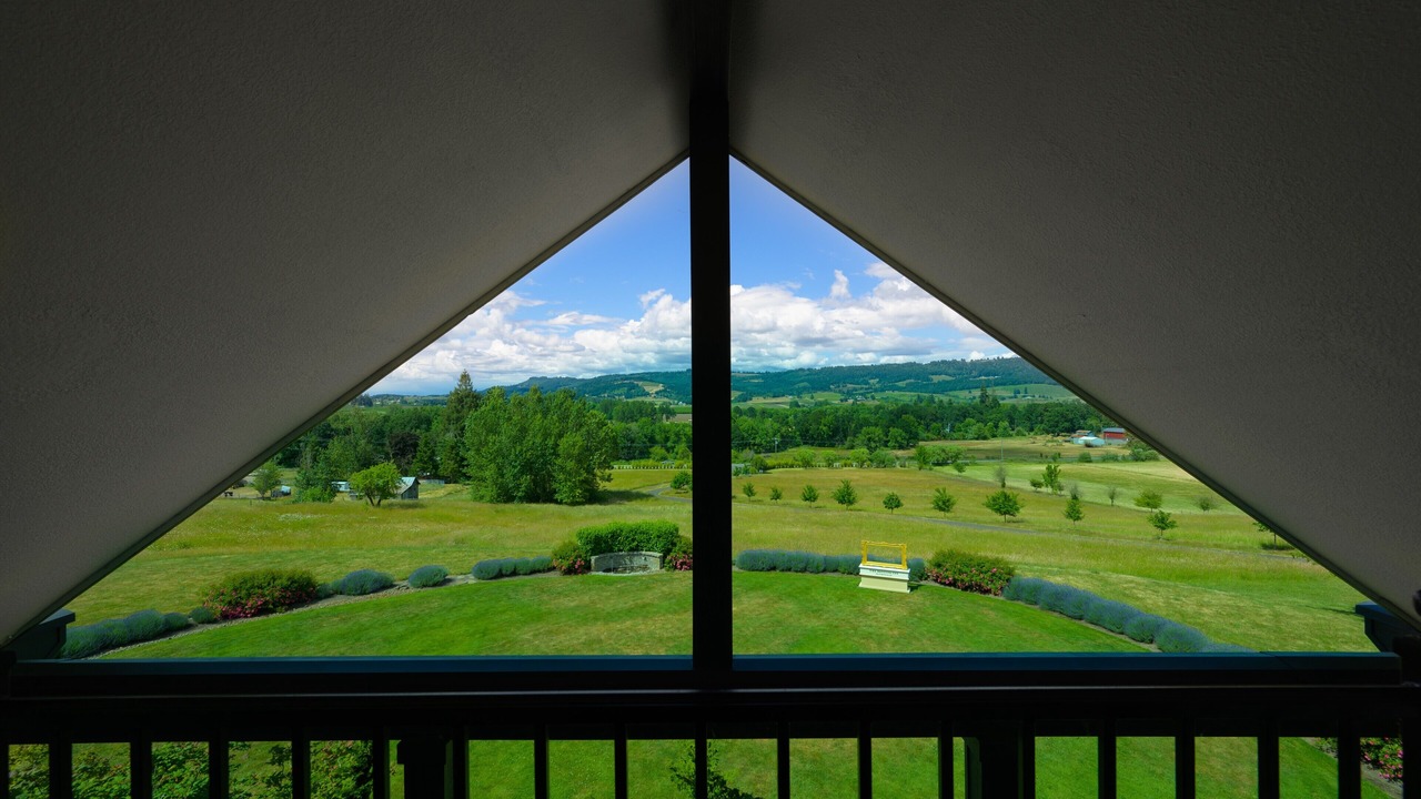Photo of Bedroom in Newberg