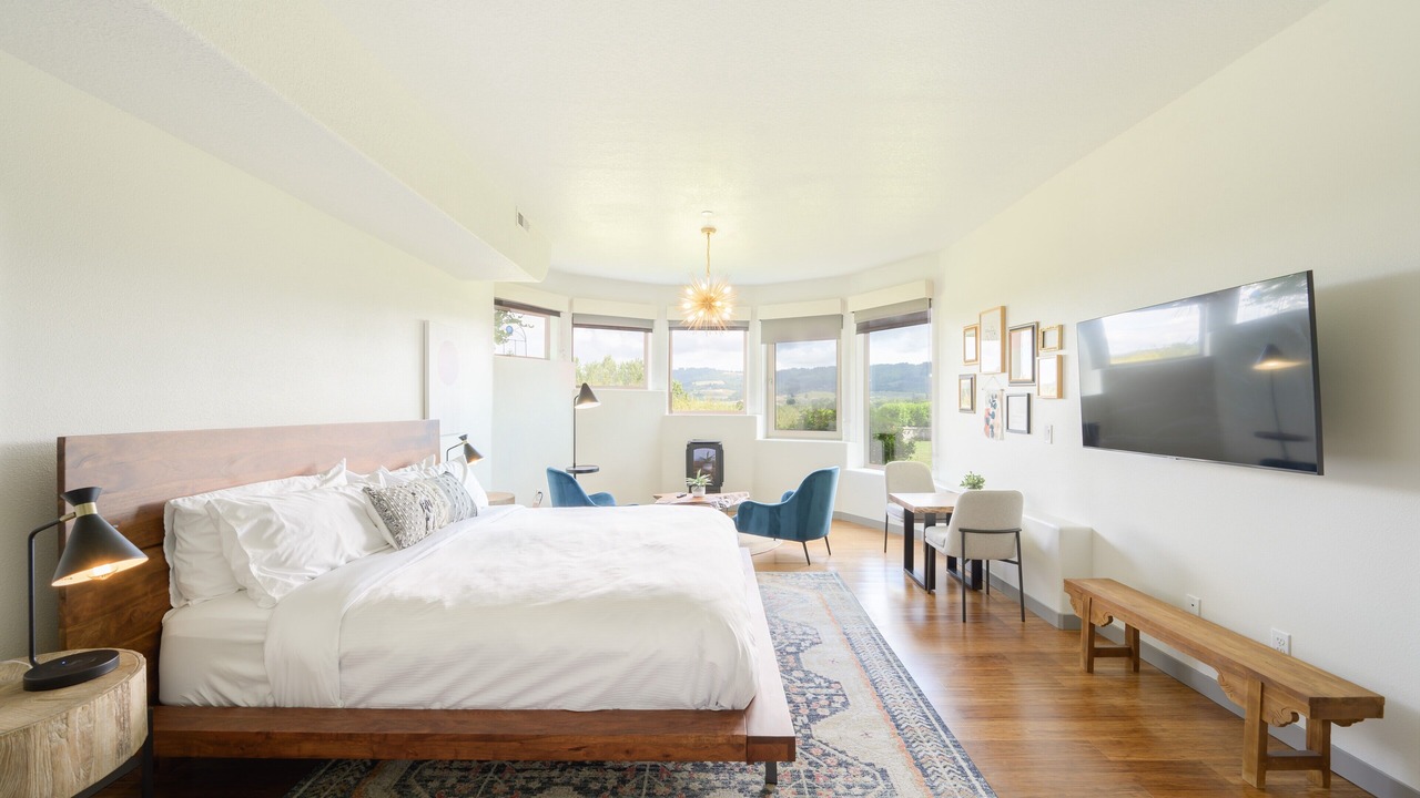 Photo of Bedroom in Newberg