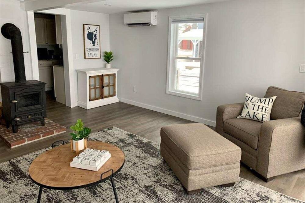 Photo of Others in Standish