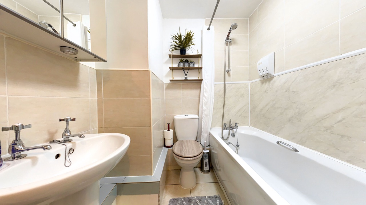 Photo of Bathroom in Liverpool City Centre