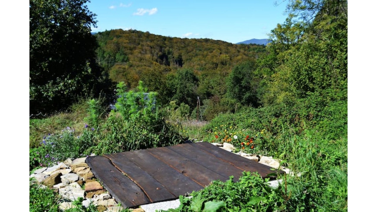 Photo of Outdoor in Aleu