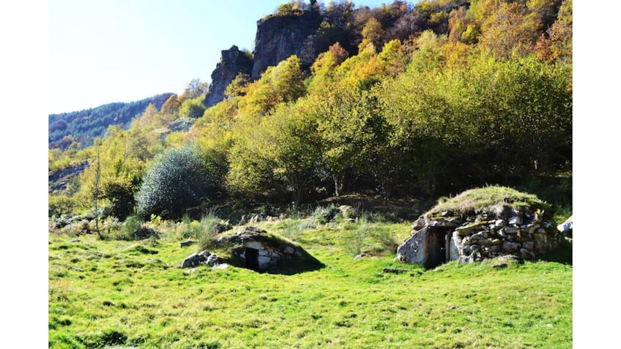 Photo of Outdoor in Aleu