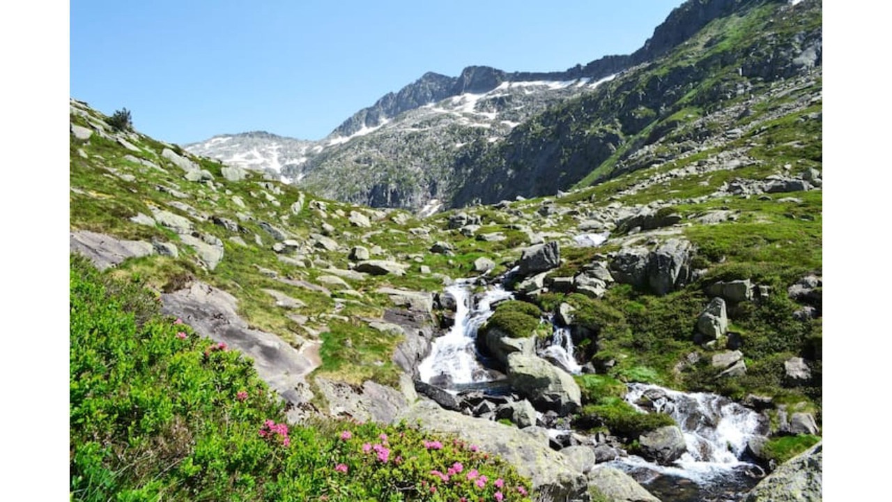 Photo of Outdoor in Aleu