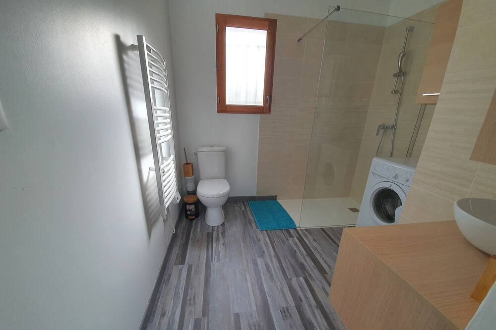 Photo of Bathroom in Meusnes